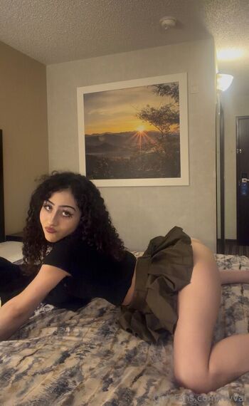 Full leaked Ivyval private photo