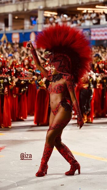 Iza Cantora
