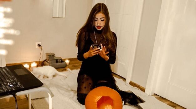 Full leaked Izabeii private photo