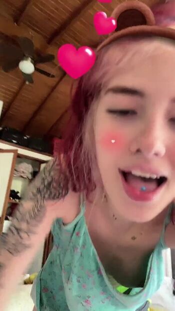 Full leaked Izismusic page private photo