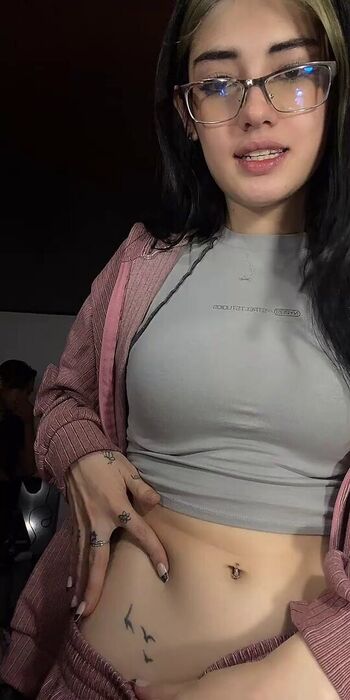 Full leaked Izismusic private photo