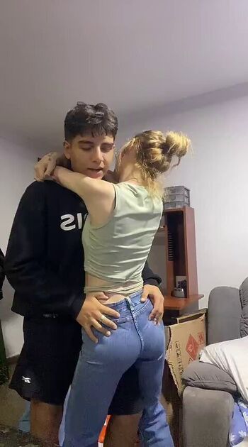 Full leaked Izismusic private photo