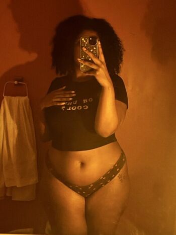 Full leaked Izzbizz private photo