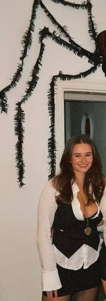 Full leaked Izzy davies private photo