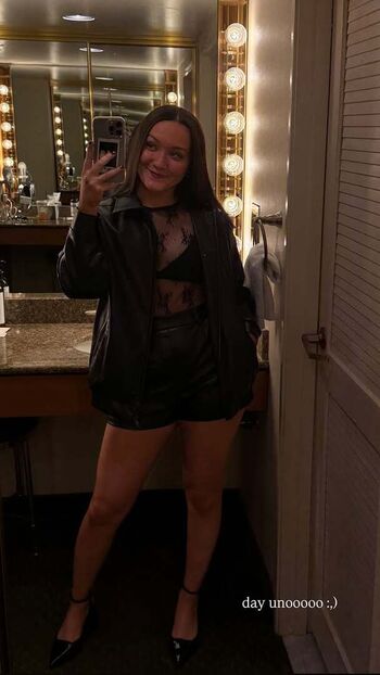 Full leaked Izzy moreno page private photo