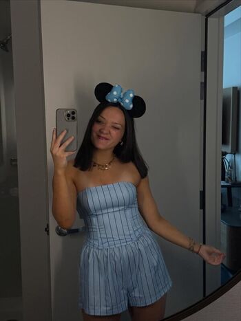 Full leaked Izzy moreno page private photo