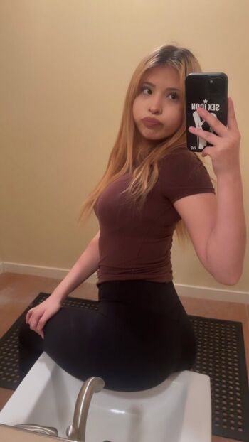 Full leaked Izzy rivas private photo