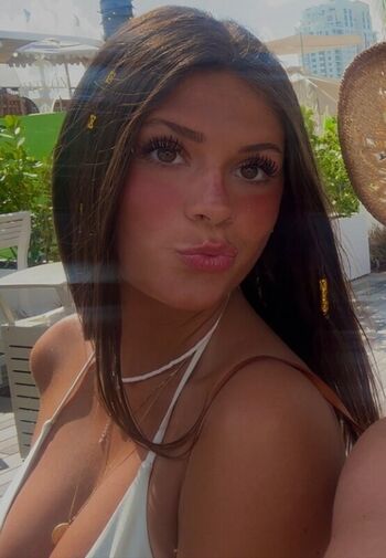 Full leaked Izzy tuchman private photo