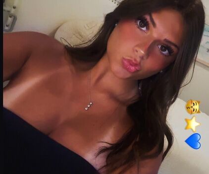 Full leaked Izzy tuchman private photo