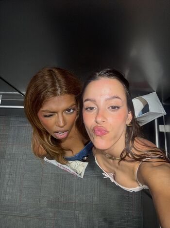 Full leaked Izzybizzyspider private photo