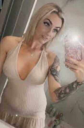 Full leaked Izzyfawley private photo