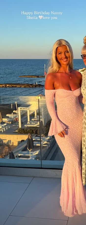 Full leaked Izzytaffs private photo