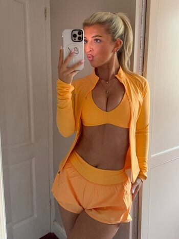 Full leaked Izzytaffs private photo