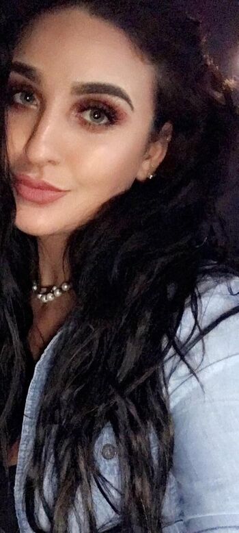 Jackie Eloise