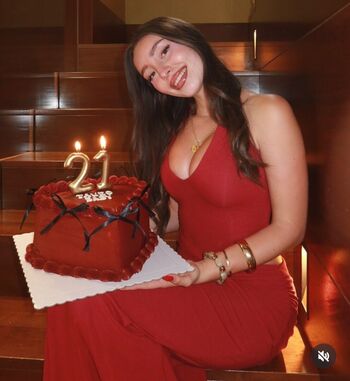 Full leaked Jacqueline private photo