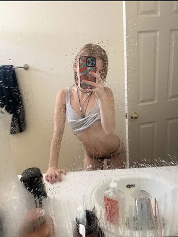 Jacquelyn69
