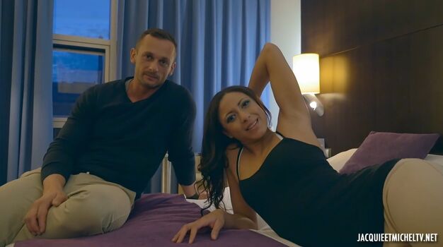 Full leaked Jacquieetmicheltv page private photo