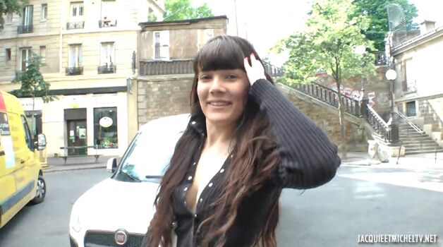 Full leaked Jacquieetmicheltv private photo