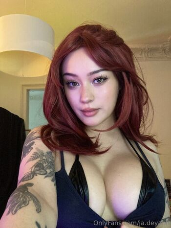 Full leaked Jadeyanh page private photo