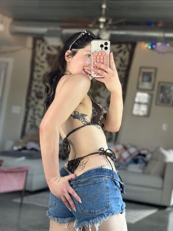 Full leaked Jaelaray private photo