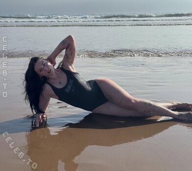 Full leaked Janaxnell private photo