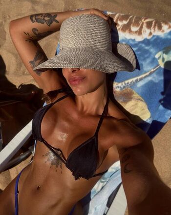 Full leaked Jane lais vicentini page private photo