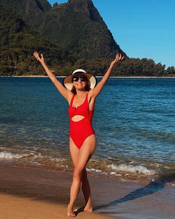 Full leaked Jane seymour private photo
