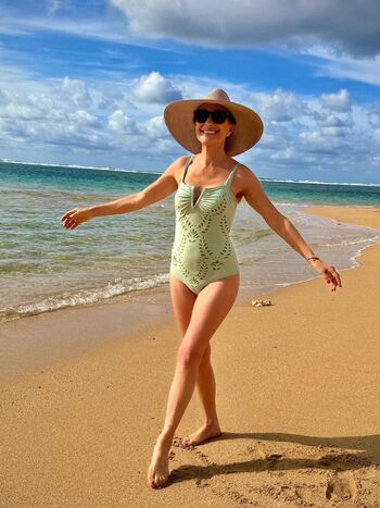 Full leaked Jane seymour private photo