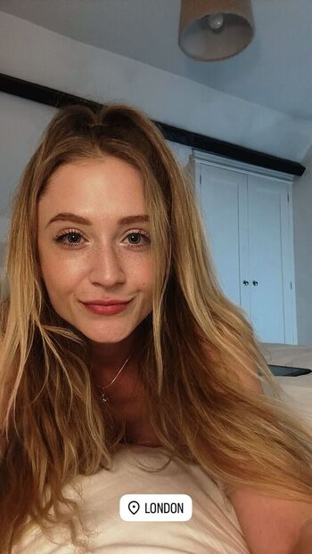 Full leaked Janet devlin private photo