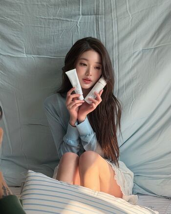 Full leaked Jang won young private photo