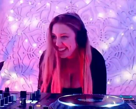 Full leaked Jani stream private photo