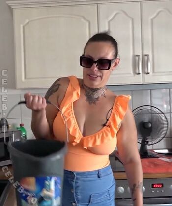 Full leaked Janine horn private photo