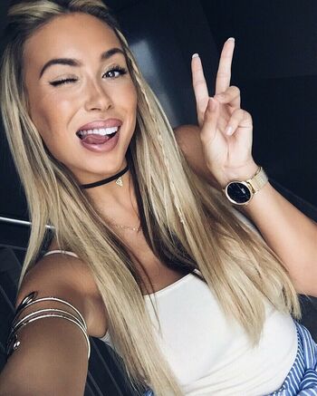 Full leaked Janine wiggert page private photo