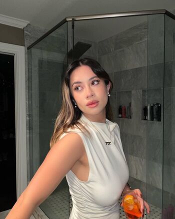 Full leaked Janine private photo