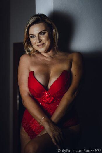 Full leaked Janka page private photo