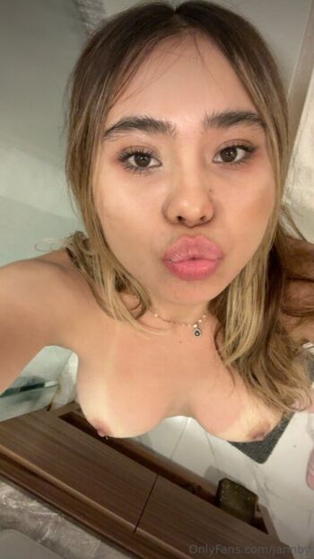 Full leaked Jannby private photo