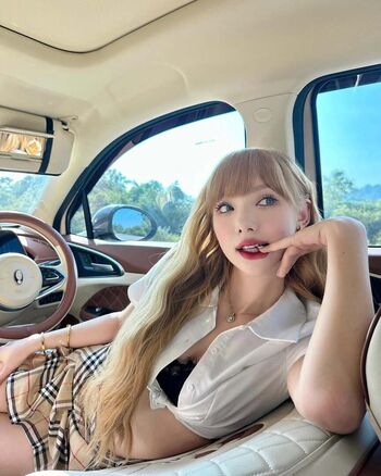 Full leaked Jannine weigel private photo