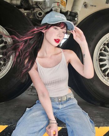 Full leaked Jannine weigel private photo