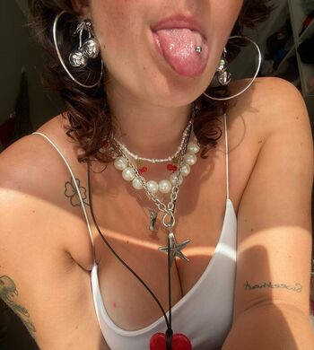 Full leaked Jarofhibiscus private photo