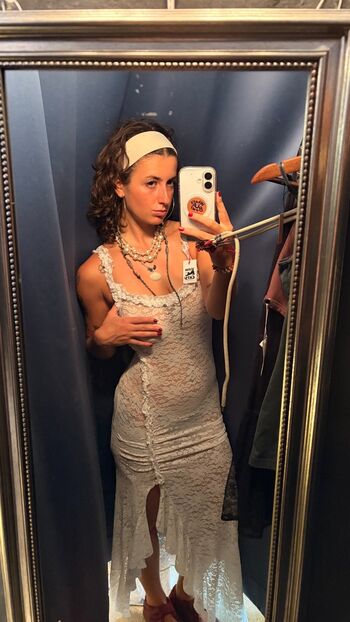 Full leaked Jarofhibiscus private photo