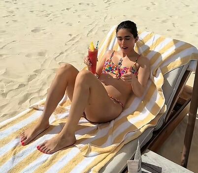 Full leaked Jasleen singh private photo