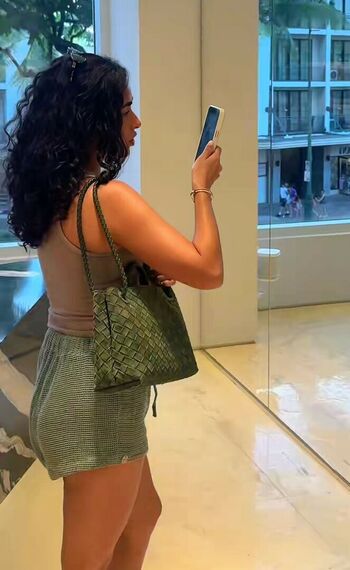 Full leaked Jasleen singh private photo