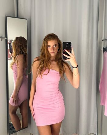Jasmin Cyano