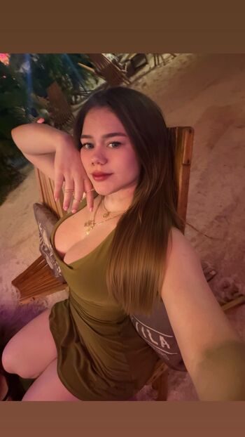Full leaked Jasmin reyeshn private photo
