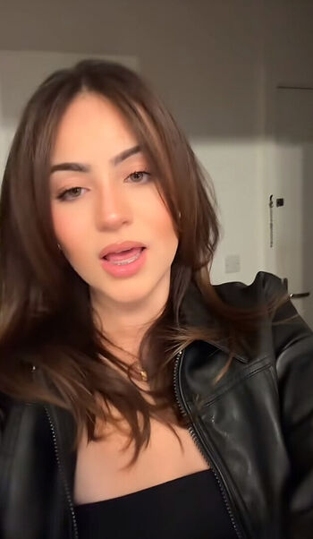 Jasmine Aveiro