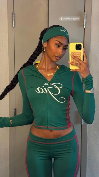 Full leaked Jasmine chola page private photo