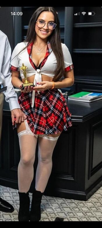 Full leaked Jasmine morales private photo