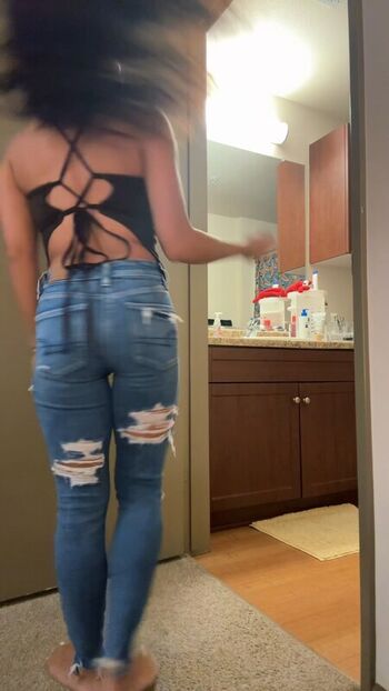 Full leaked Jasmine yi private photo