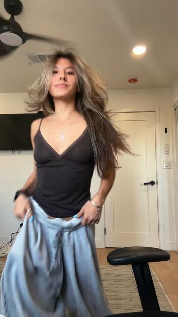 Full leaked Jasmine yi private photo