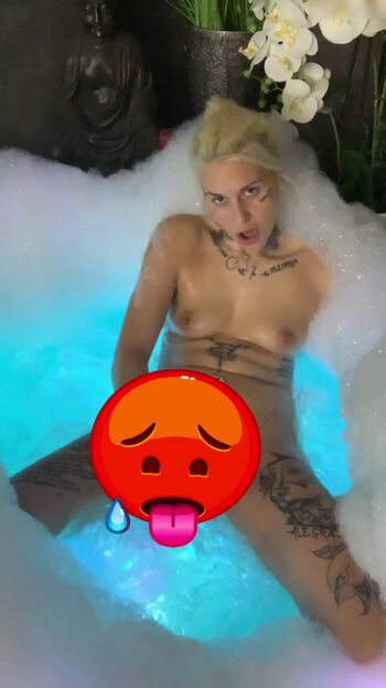 Full leaked Jay bluee page private photo